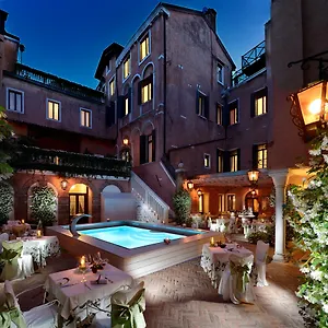 Giorgione Otel Venedik